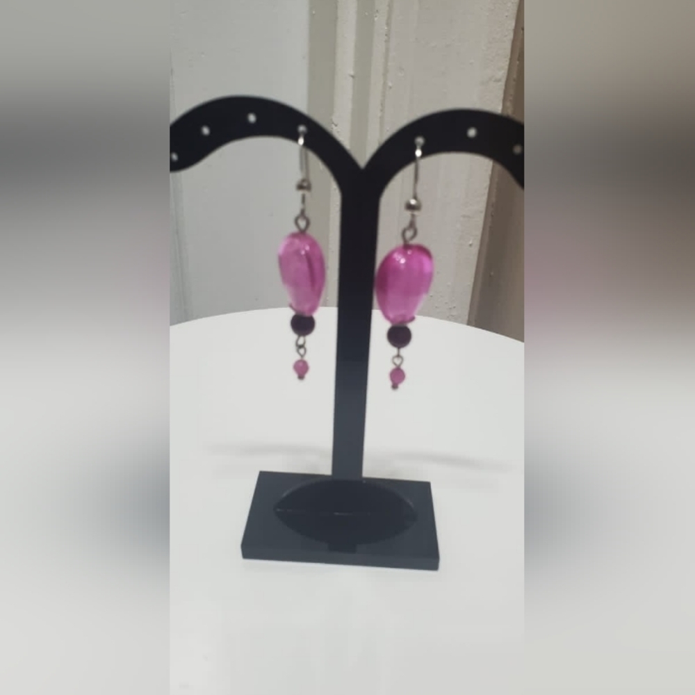 Pink Purple Dangling Crystal Earrings . 🌴 - Picture 2 of 5